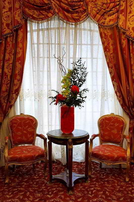 Hotel La Boetie ปารีส ภายนอก รูปภาพ